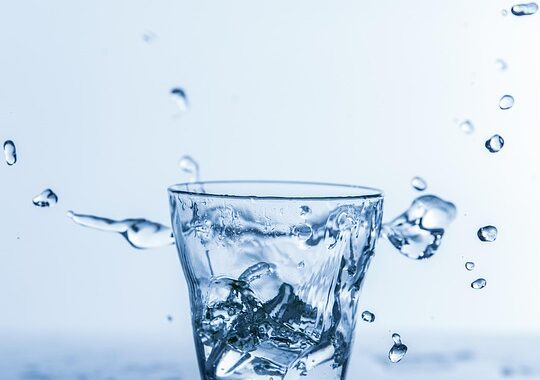 Clear Clogged Pores: 7 Expert Clay Mask Benefits for Glowing Skin